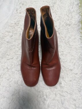 Chloe Women's Brown Leather Ankle Booties